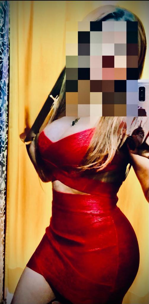 643015202: Chica busca chico en León