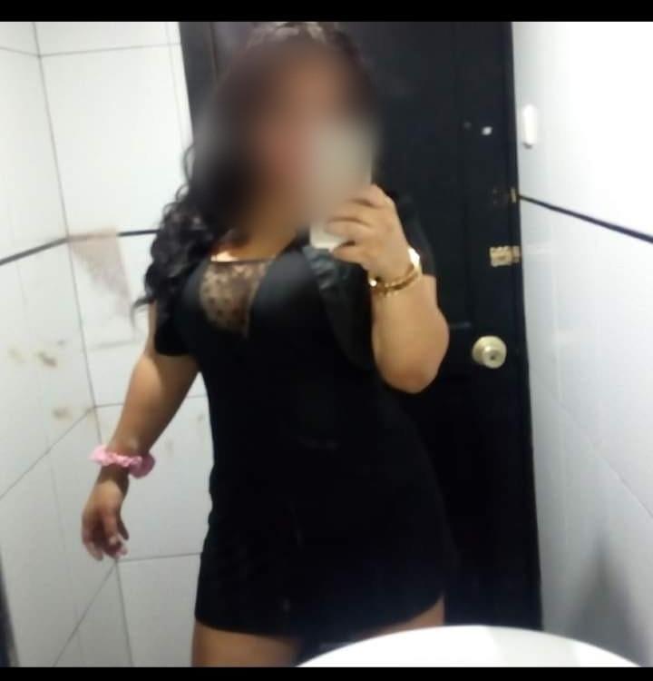 Chica busca chico en Tenerife: 
