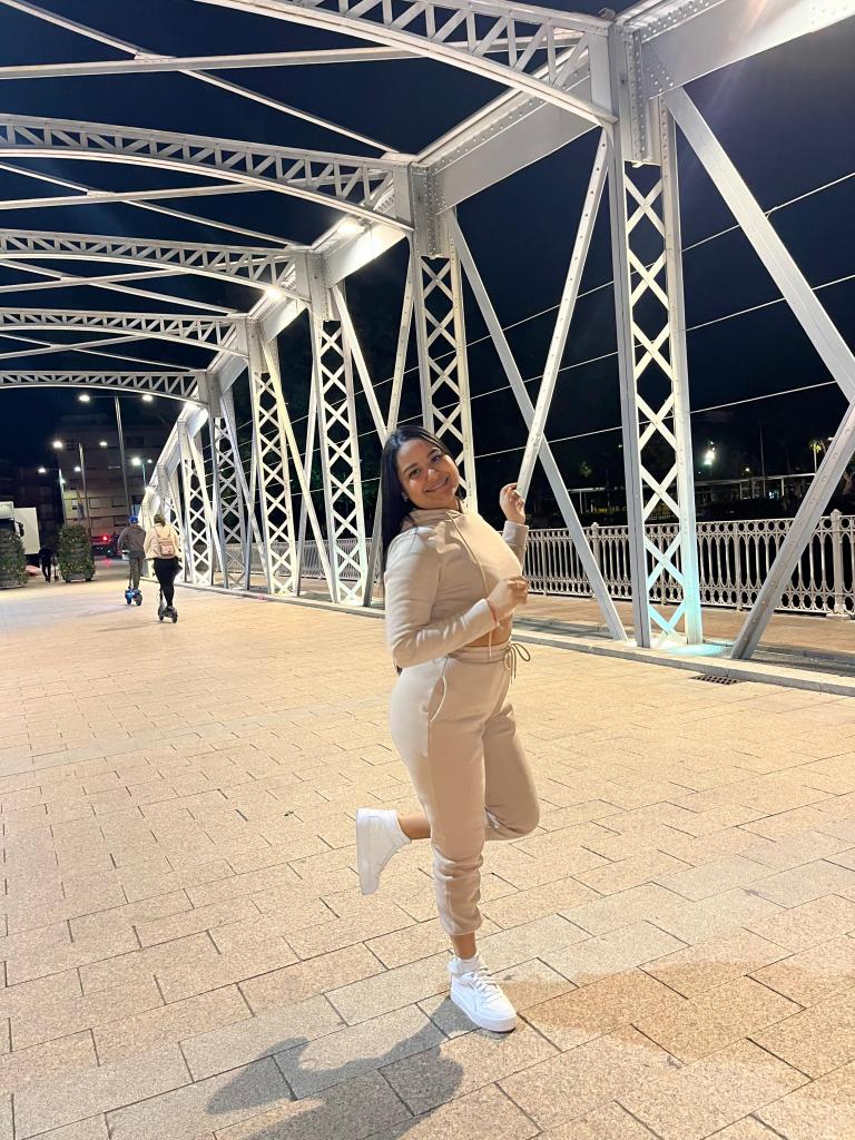 Chica busca chico en Murcia: 