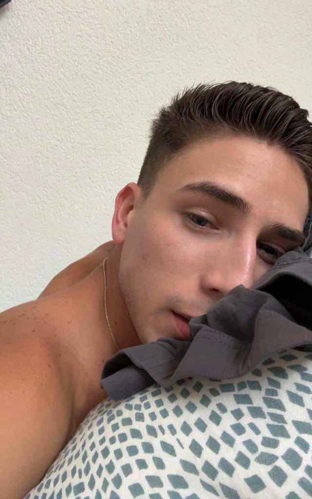 611260562: Chico busca chica en Pontevedra