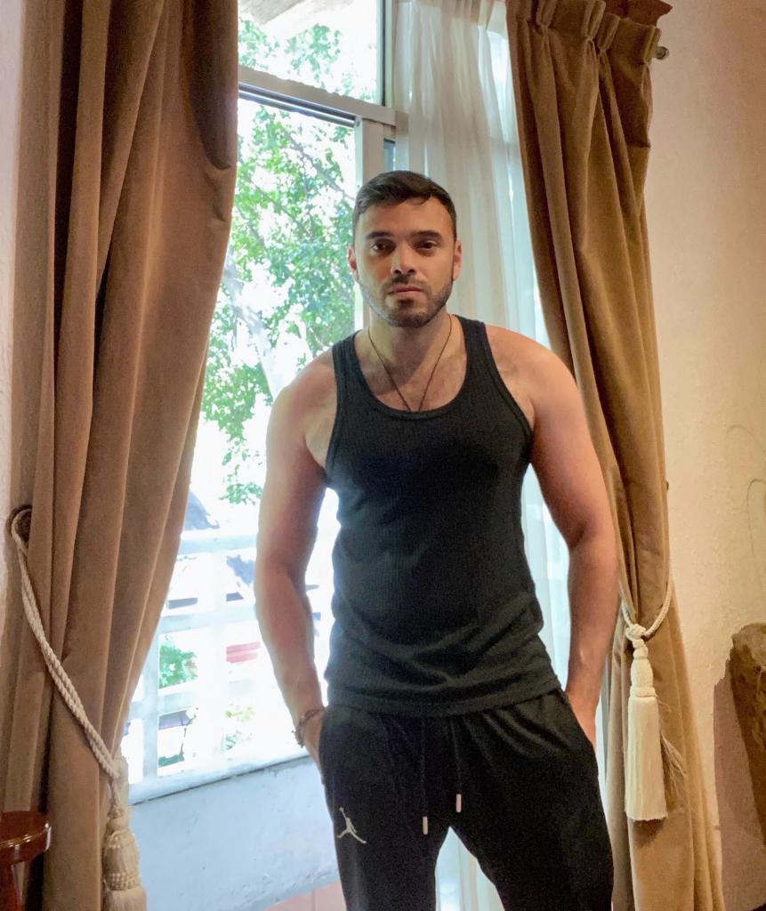 Chico busca chica en Málaga: 