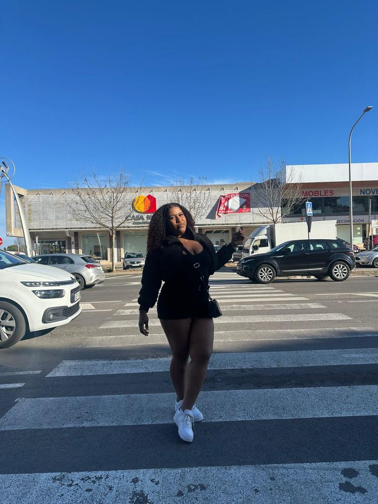 602438039: Chica busca chico en Mallorca