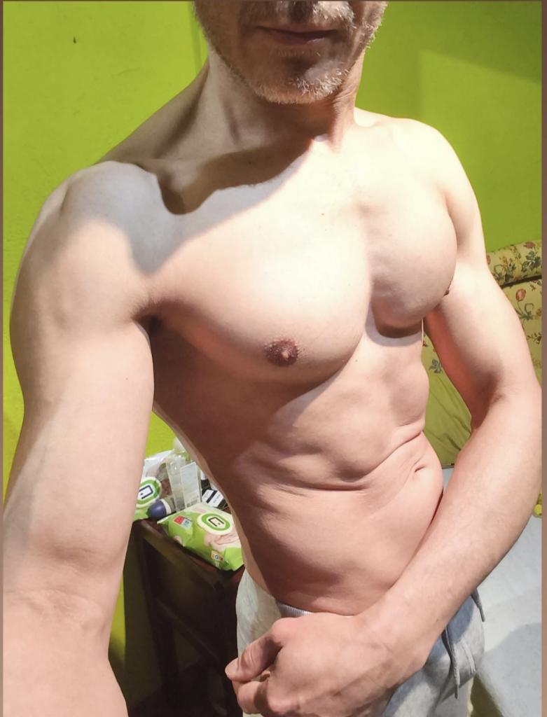 624740021: Chico busca chica en Gerona