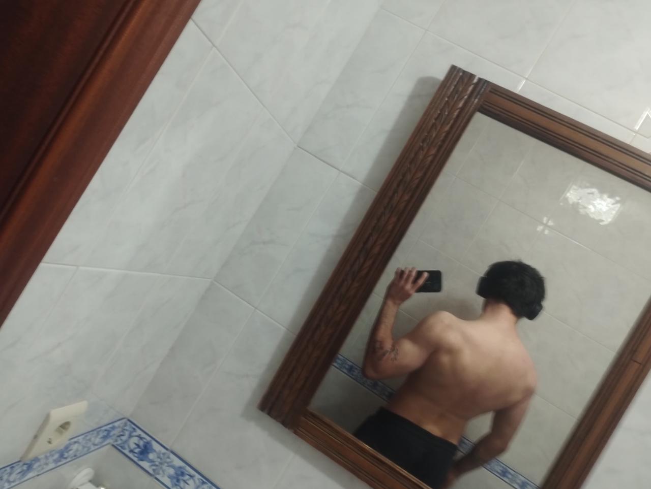 604998375: Chico busca chica en Granada