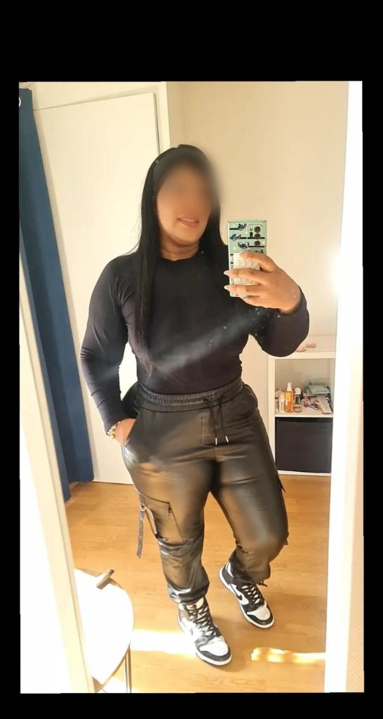 Chica busca chico en Zaragoza: 