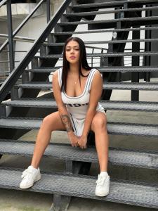 678864238: Chica busca chico en Málaga