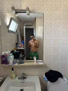 617256834: Chico busca chica en Burgos