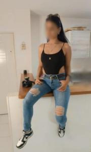 634062799: Chica busca chico en Cuenca
