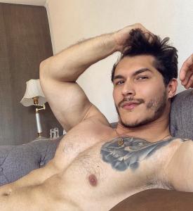 622582989: Chico busca chica en Pontevedra