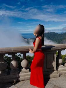 614952349: Chica busca chico en Barcelona