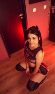 742011225: Chica busca chico en Barcelona