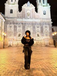 604337245: Chica busca chico en Pontevedra