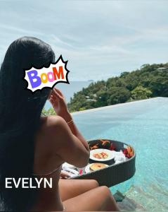 641761142: Chica busca chico en Murcia