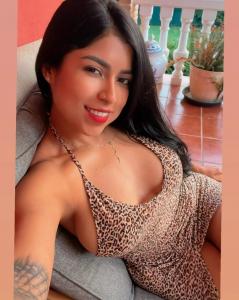 647230779: Chica busca chico en Granada
