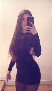 663043374: Chica busca chico en Lérida