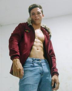 614971357: Chico busca chica en Madrid