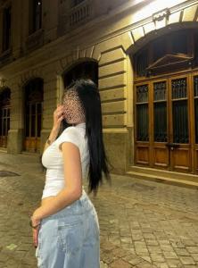 614714283: Chica busca chico en Sevilla