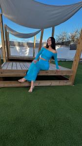 666314275: Chica busca chico en Ibiza