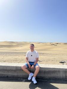 641394627: Chico busca chica en Las Palmas