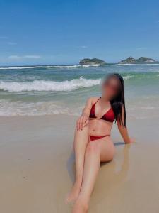 614952349: Chica busca chico en Barcelona