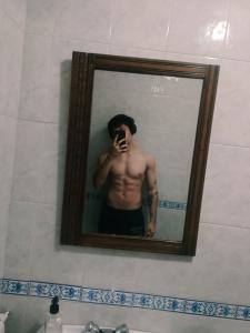 604998375: Chico busca chica en Granada