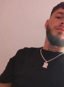 633548740: Chico busca chica en Málaga