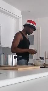 653469076: Chico busca chica en Alicante