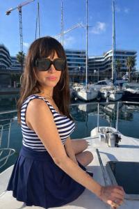 617510100: Chica busca chico en Barcelona