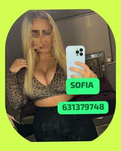 631379748: Chica busca chico en Barcelona