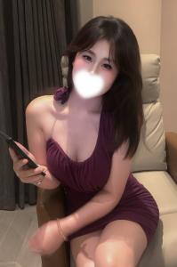 643943266: Chica busca chico en Barcelona