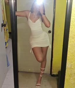 643708044: Chica busca chico en Lugo