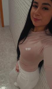 672816736: Chica busca chico en Granada