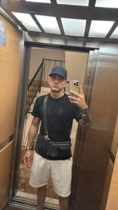 631367345: Chico busca chica en Alicante