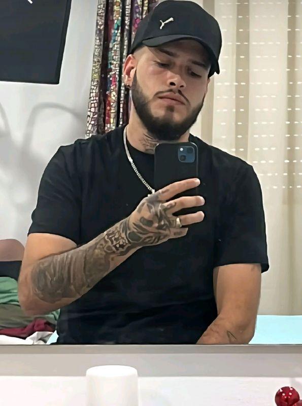 Chico busca chica en Málaga: 