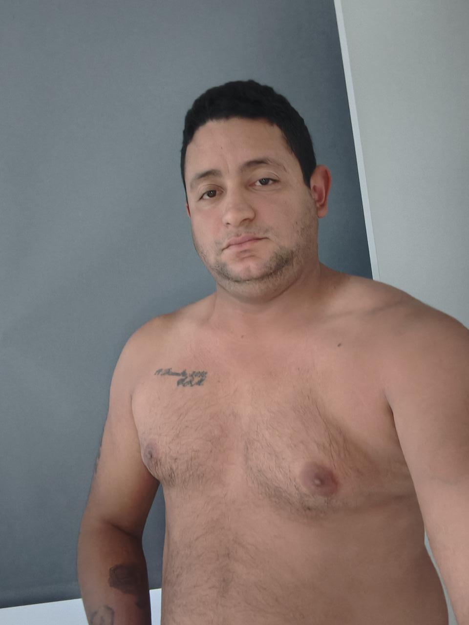 672466053: Chico busca chica en Alicante