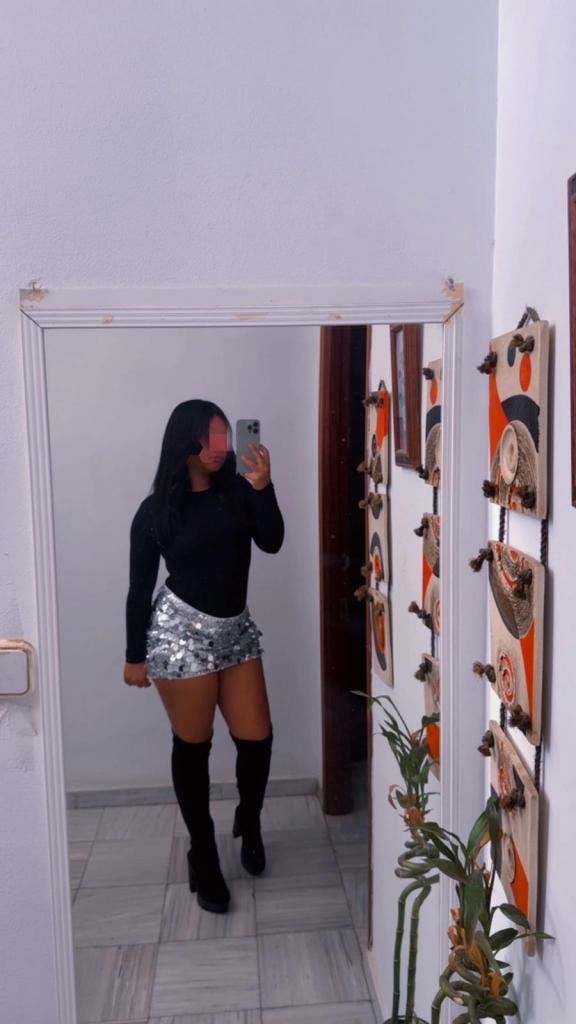 626438817: Chica busca chico en Cádiz