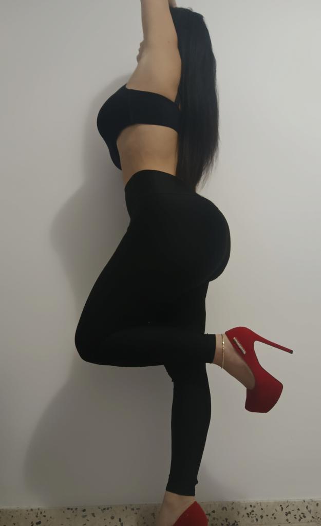 Chica busca chico en Menorca: 