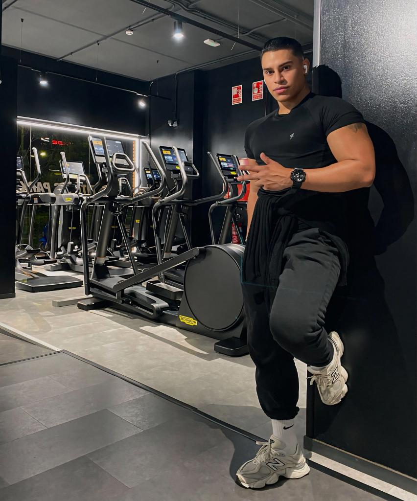 600275601: Chico busca chica en Málaga