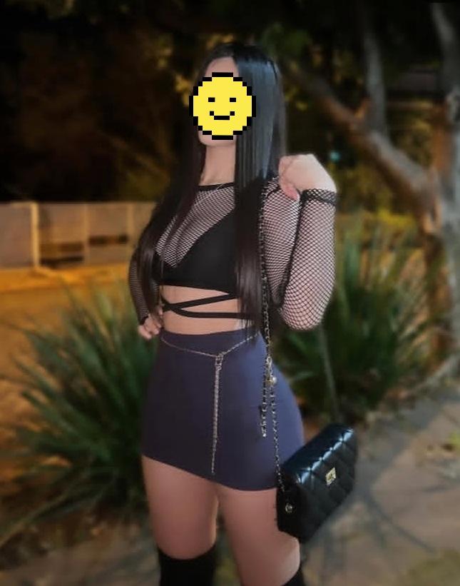 613630411: Chica busca chico en Almería