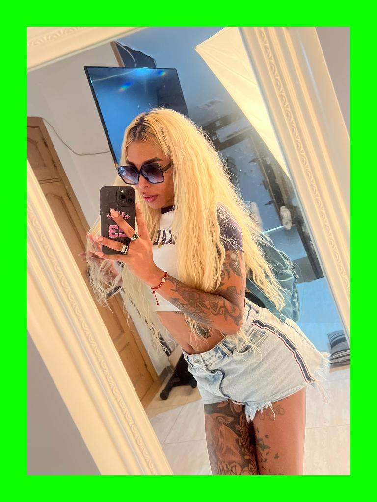 663071564: Travesti en Barcelona