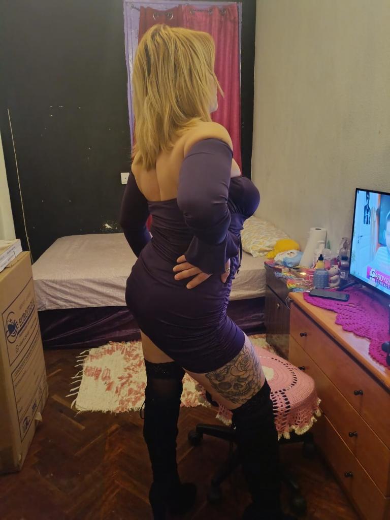 Chica busca chico en Burgos: Chica busca chico