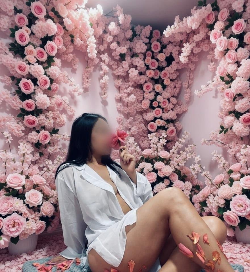 692091486: Chica busca chico en Madrid