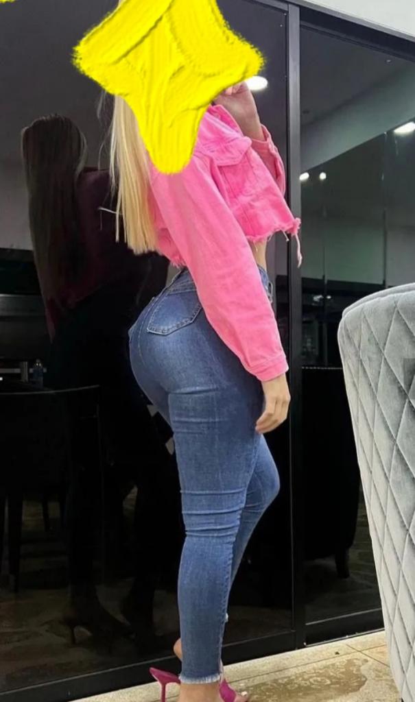 Chica busca chico en Cádiz: Chica busca chico