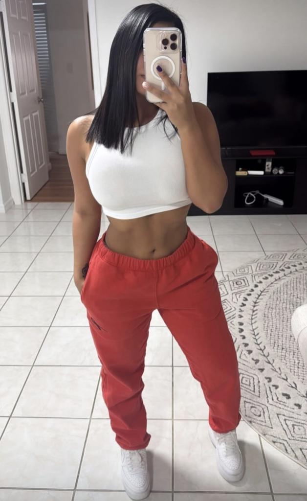 Chica busca chico en Melilla: 