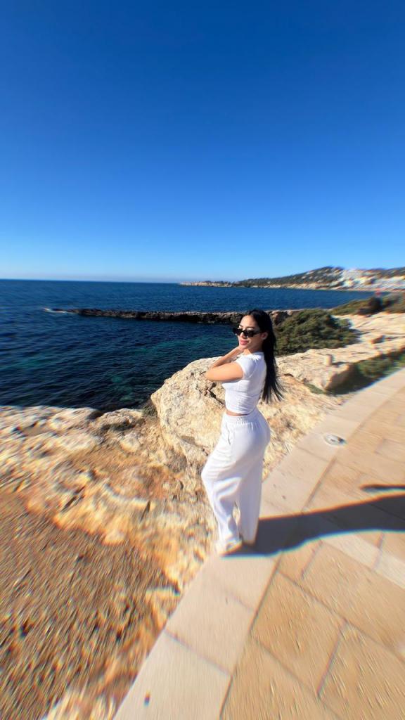 Chica busca chico en Almería: 