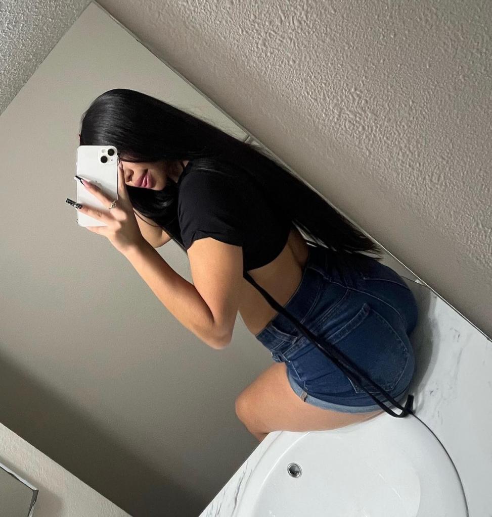 Chica busca chico en Sevilla: 