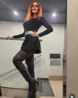 613967170: Chica busca chico en Sevilla