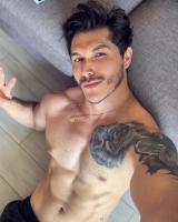 622582989: Chico busca chica en Pontevedra