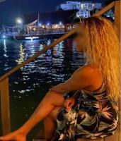 742039027: Chica busca chico en León