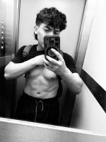 673125492: Chico busca chica en Valencia